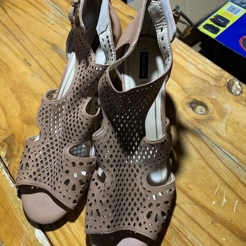 Wedges - Picture 2 of 2